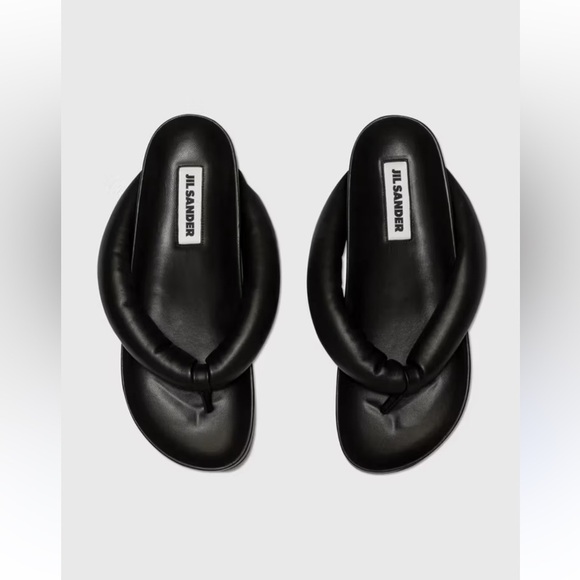 Jil Sander Shoes - Jil Sander Thong Padded Sandal in Black